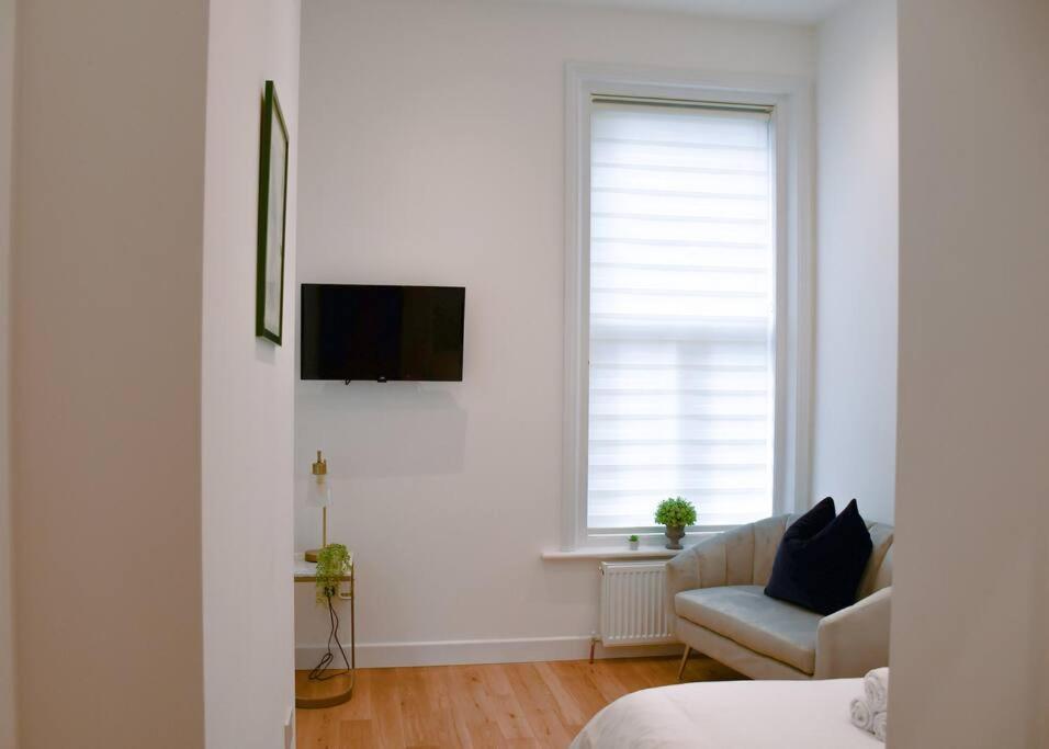 The Cosy Kove Apartment Bournemouth Bagian luar foto